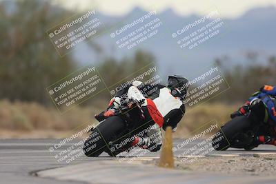 media/Sep-21-2025-Race Pace (Sun) [[98bf33ef95]]/Verified/2-Turn 2 Backside (835am)/